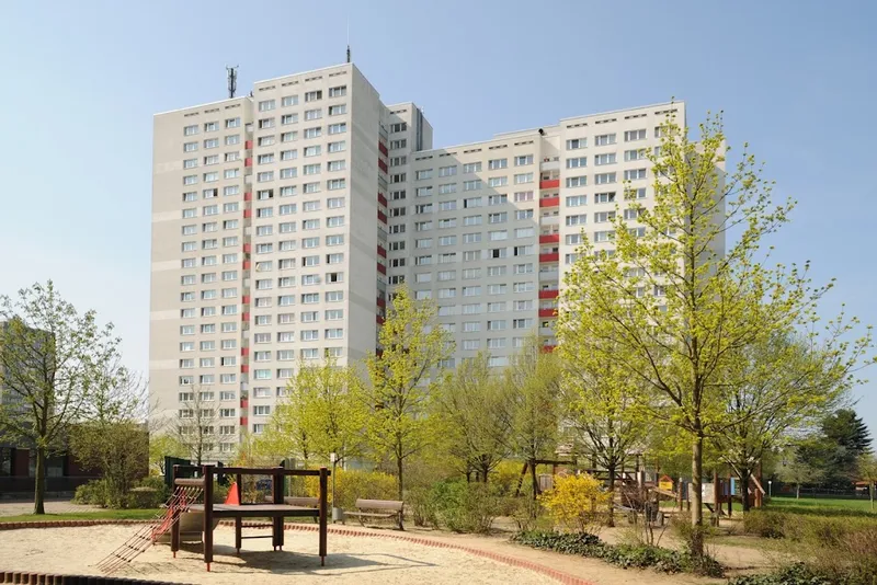 Zwei Zimmer über den Dächern Berlins — photo 1
